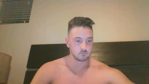 Snapshot of skinnyguylongdick1 chatting on 10.18.25 skinnyguylongdick1 online show from 10.18.25