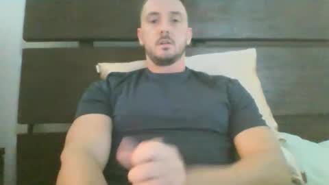 Snapshot of skinnyguylongdick1 chatting on 10.21.25 skinnyguylongdick1 online show from 10.21.25