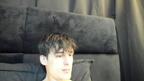 Snapshot of skinnyguywithbigd chatting on 03.09.25 skinnyguywithbigd online show from 03.09.25