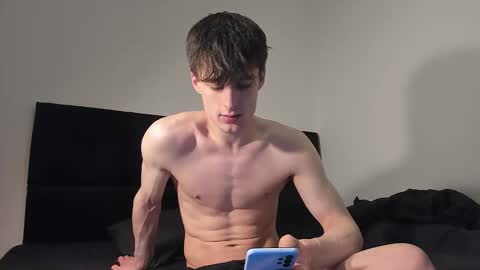 Snapshot of skinnyguywithbigd chatting on 10.15.25 skinnyguywithbigd online show from 10.15.25