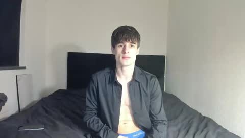 Snapshot of skinnyguywithbigd chatting on 02.07.26 skinnyguywithbigd online show from 02.07.26