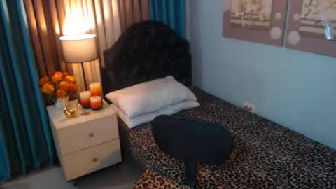 NICOLE online show from 02.09.26