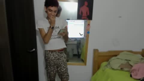 skinnypipe15 online show from 10.21.25