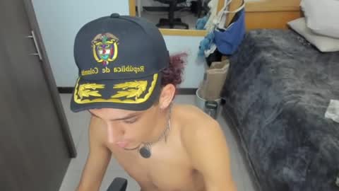 skinnypipe15 online show from 11.14.25