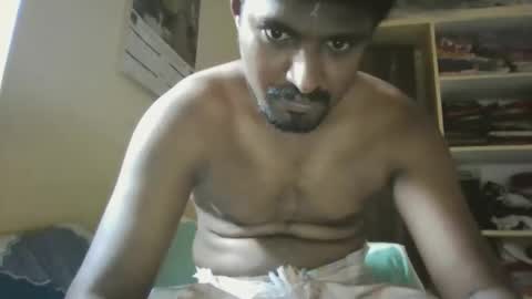 Snapshot of sklavepappu143 chatting on 05.16.26 Indianslut1431 online show from 05.16.26