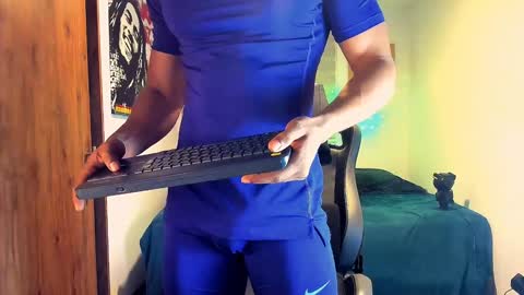 Liam Vokov online show from 01.24.25