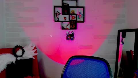  Mile     online show from 11.06.25