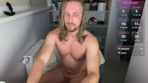 sky_guy25 online show from 06.22.26
