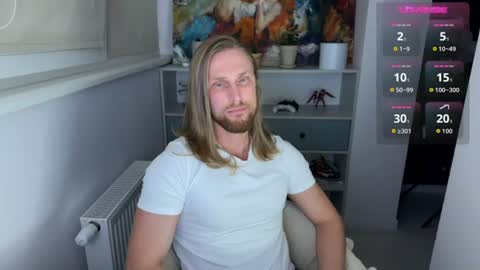 sky_guy25 online show from 07.11.26