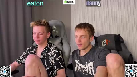 Snapshot of sky_hunter chatting on 05.12.26 sky_hunter online show from 05.12.26