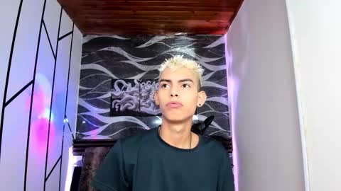 Snapshot of sky_jules chatting on 01.13.26 Daniel online show from 01.13.26