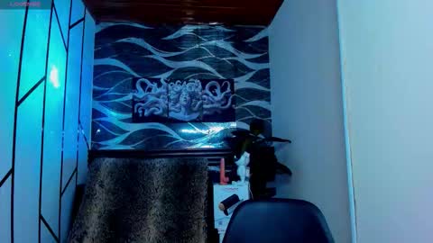 Snapshot of sky_jules chatting on 01.16.26 Daniel online show from 01.16.26