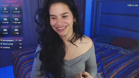 Snapshot of sky_lover_ chatting on 12.29.24 Sky  online show from 12.29.24