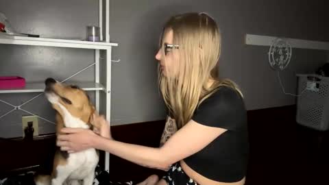 Snapshot of skyiswoke chatting on 11.21.25 Sky online show from 11.21.25