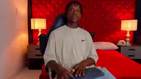 SKYLERBIGXXX online show from 09.19.25