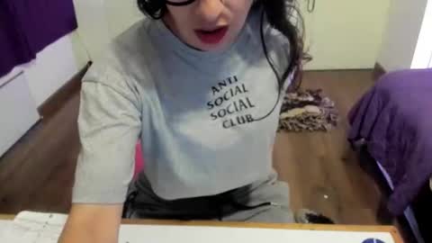 skyler online show from 10.19.25