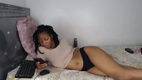 skyqueen0 online show from 10.31.25