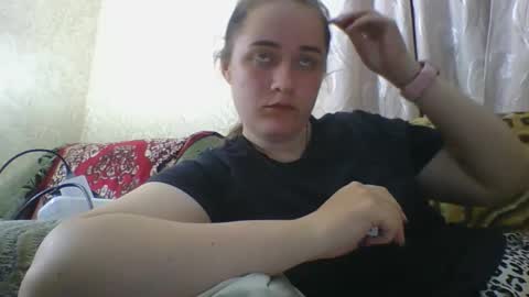 Snapshot of skyressie333 chatting on 05.23.26 skyressie333 online show from 05.23.26