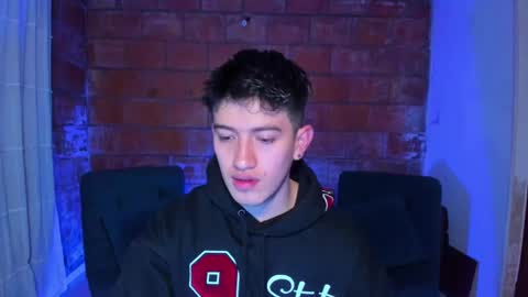 Snapshot of skyrid3r chatting on 03.09.25 Skyrider online show from 03.09.25