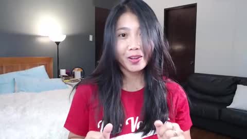 Snapshot of skytime96 chatting on 01.15.25 Sky online show from 01.15.25