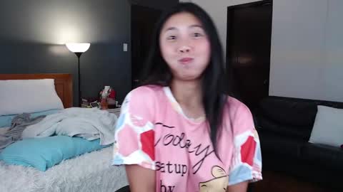 Snapshot of skytime96 chatting on 01.19.25 Sky online show from 01.19.25