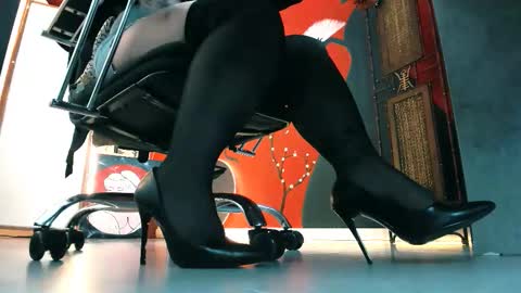 Slada Deew online show from 09.28.25