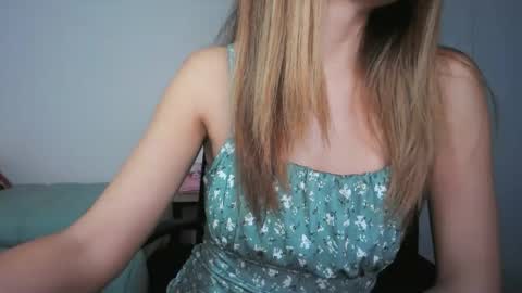 Snapshot of sladypretty chatting on 03.03.26 Slady online show from 03.03.26