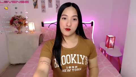 Queen Cyrine online show from 12.05.24