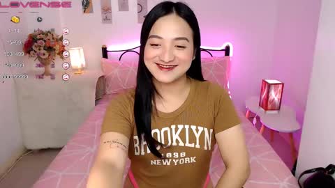 Queen Cyrine online show from 12.05.24