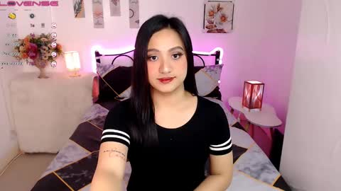 Queen Cyrine online show from 02.19.25