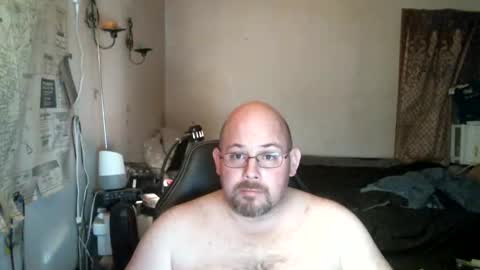 Snapshot of slavejim518 chatting on 02.23.25 slavejim online show from 02.23.25