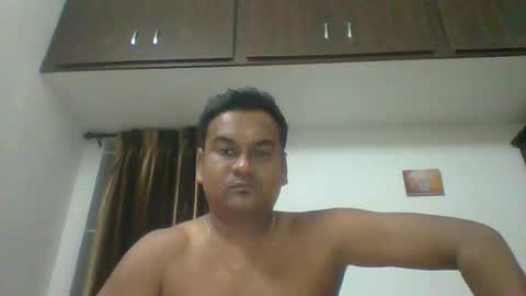 Snapshot of slaveqteguy chatting on 11.09.25 slaveqteguy online show from 11.09.25