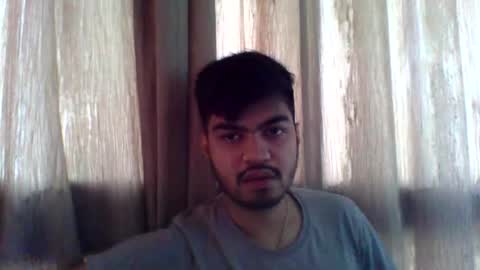 Snapshot of slavesj18 chatting on 10.01.25 Add me on hangout sjcool1998 online show from 10.01.25