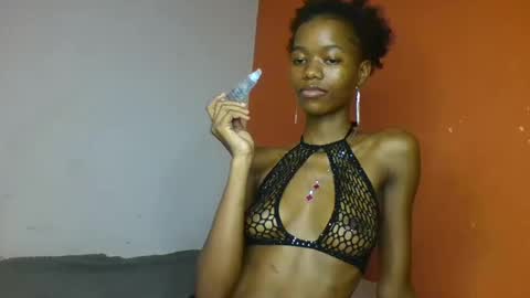 Snapshot of slaybby chatting on 03.03.25 Slaybby online show from 03.03.25