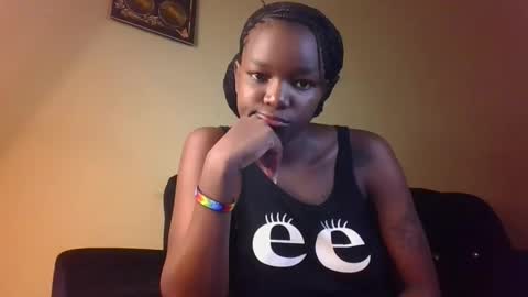 Snapshot of sleek_ass chatting on 04.05.26 sleek_ass online show from 04.05.26