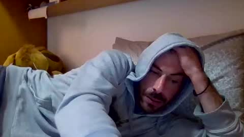 Snapshot of slevin1983 chatting on 02.16.25 slevin online show from 02.16.25