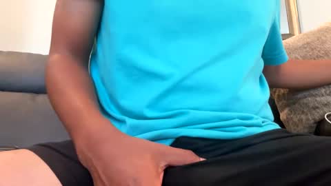 Snapshot of slick2285 chatting on 09.20.25 slick2285 online show from 09.20.25