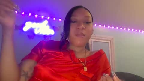 Snapshot of slim_citygurl chatting on 12.08.24 Slim citygurl online show from 12.08.24
