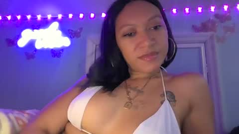 Snapshot of slim_citygurl chatting on 12.30.24 Slim citygurl online show from 12.30.24