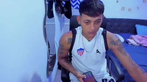 Snapshot of slim_master12 chatting on 12.31.24 slim_master12 online show from 12.31.24