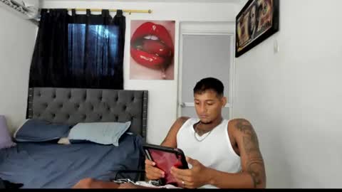 Snapshot of slim_master12 chatting on 06.17.26 slim_master12 online show from 06.17.26