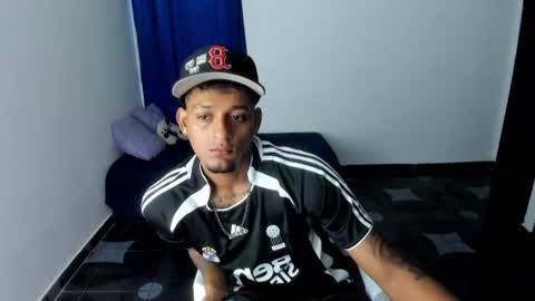 Snapshot of slim_master12 chatting on 07.06.26 slim_master12 online show from 07.06.26