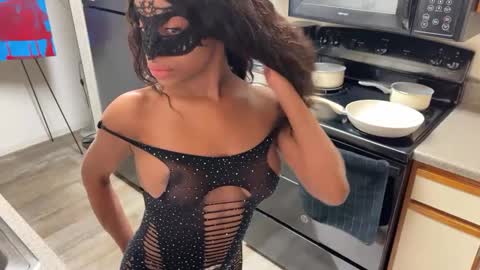 Snapshot of slimaddictionxxx chatting on 01.08.25 Barbie Stylebender online show from 01.08.25