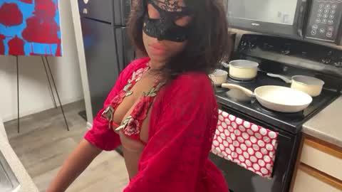 Snapshot of slimaddictionxxx chatting on 01.30.25 Barbie Stylebender online show from 01.30.25