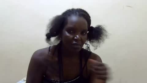 Snapshot of slimmygal chatting on 02.02.25 slimmygal online show from 02.02.25