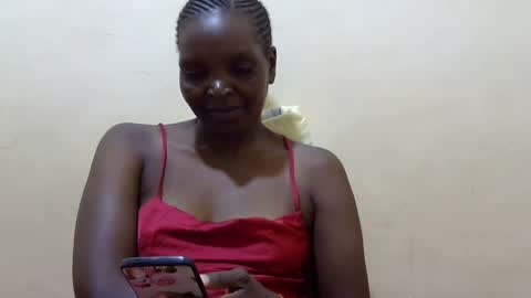 Snapshot of slimmygal chatting on 02.08.25 slimmygal online show from 02.08.25