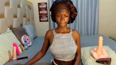 slimqueenbae online show from 07.18.26