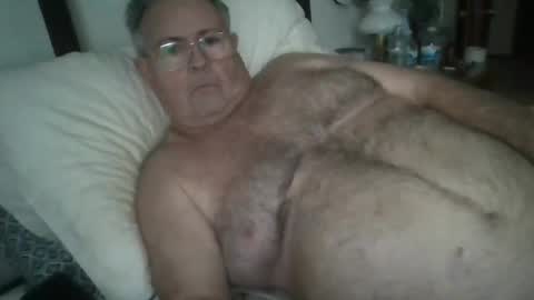 Snapshot of slippery_duck chatting on 12.14.24 slippery_duck online show from 12.14.24