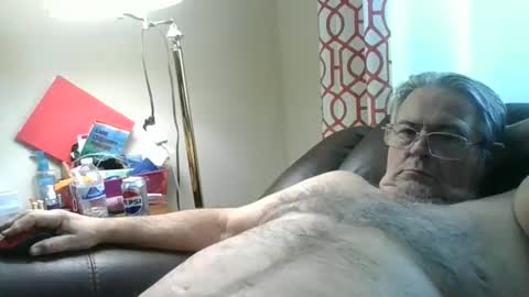 Snapshot of slippery_duck chatting on 02.22.25 slippery_duck online show from 02.22.25