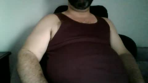 Snapshot of slumrville chatting on 10.01.25 slumrville online show from 10.01.25